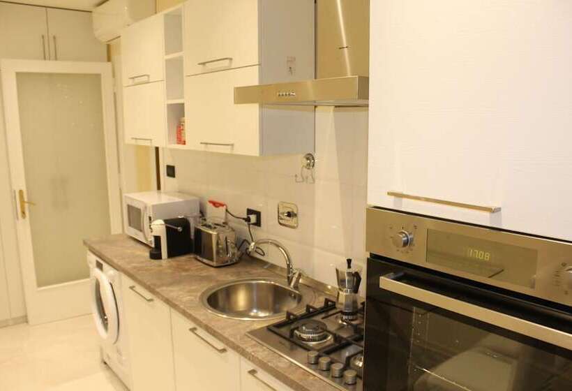 پانسیون Luxury Suites Lungo Il Canale