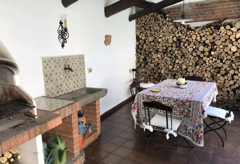 Majatalo Maison Villa Grana