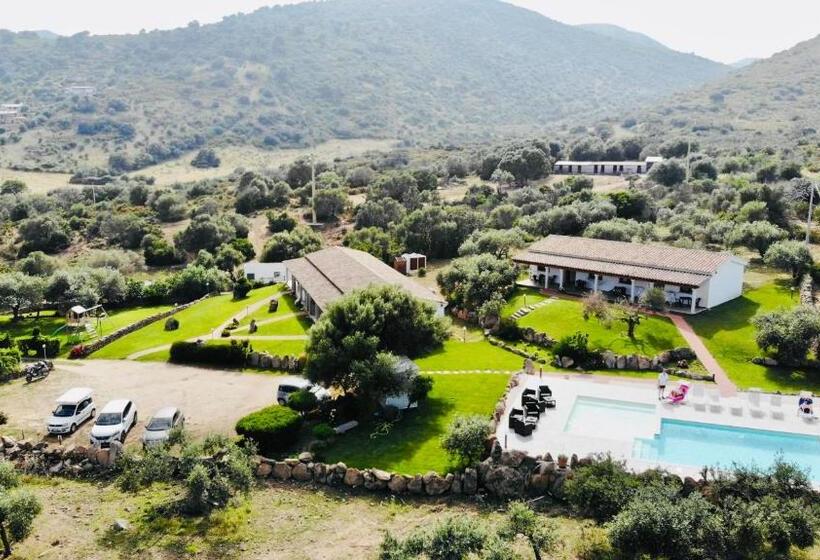 Agriturismo La Rocca Manna