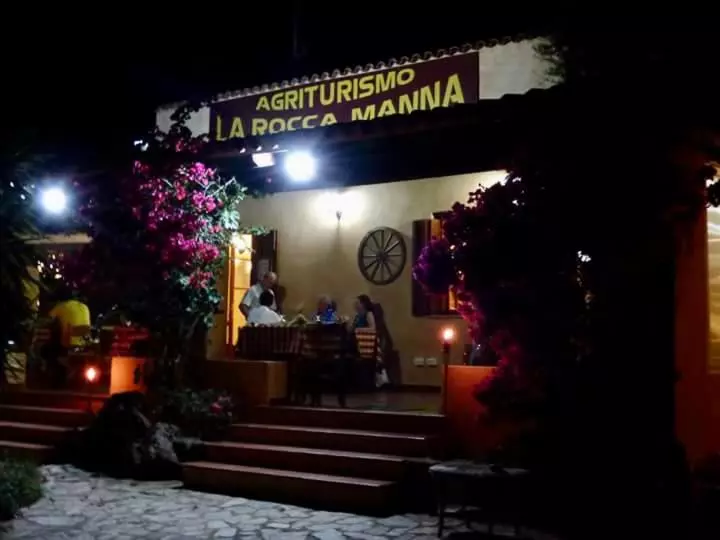 Agriturismo La Rocca Manna