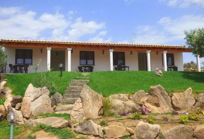 Agriturismo La Rocca Manna