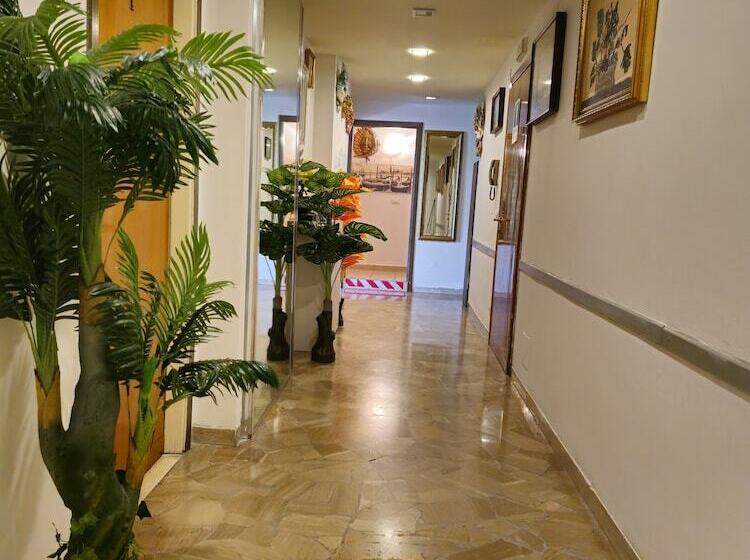 تختخواب و صبحانه Ca’ Dei Fiori 1 Venezia