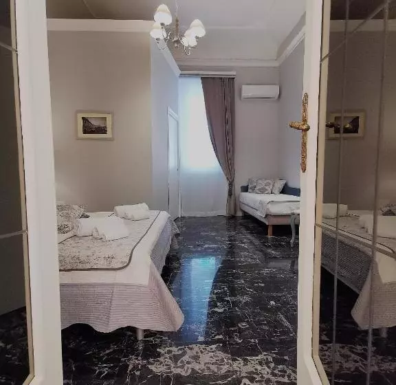 تختخواب و صبحانه Il Galleone