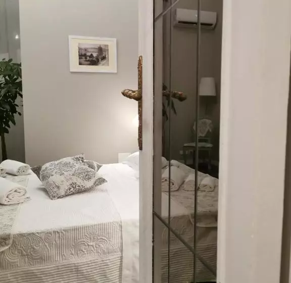 تختخواب و صبحانه Il Galleone