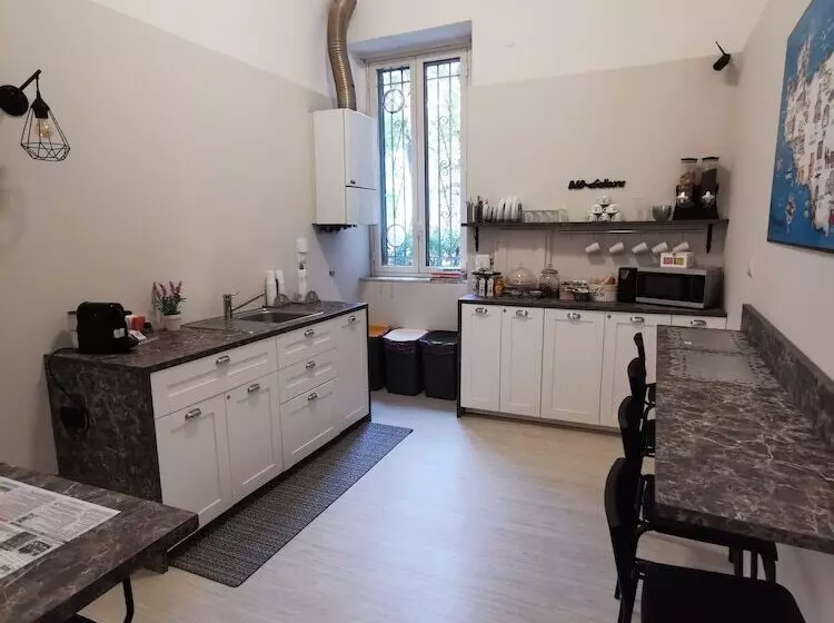 تختخواب و صبحانه Il Galleone