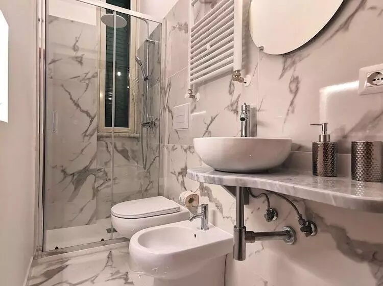 تختخواب و صبحانه Il Galleone