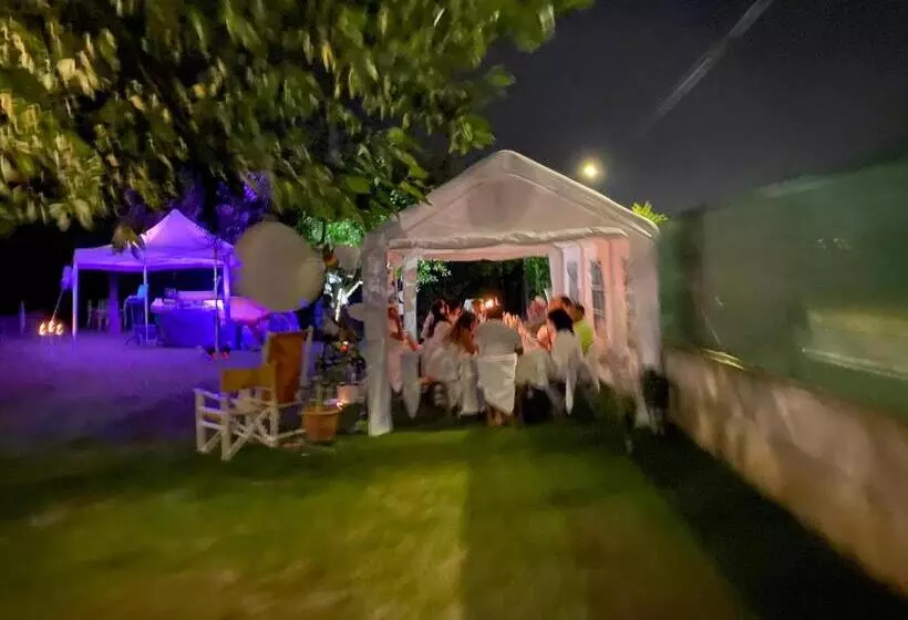 Aamiaismajoitus (B&B) Oca Carolina