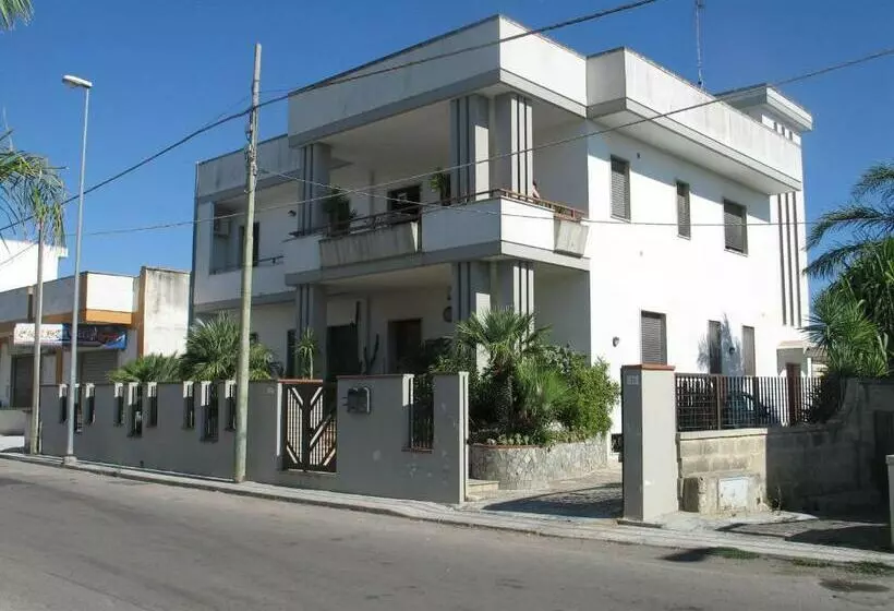 Aamiaismajoitus (B&B) Salentino