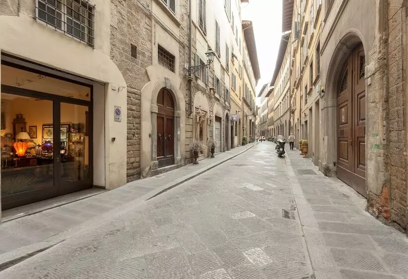 تختخواب و صبحانه Santo Spirito Venti
