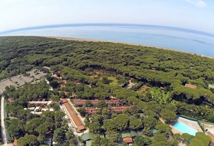 Hotelli Campeggio Del Forte