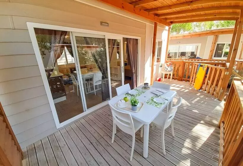 Hotelli Campeggio Del Forte