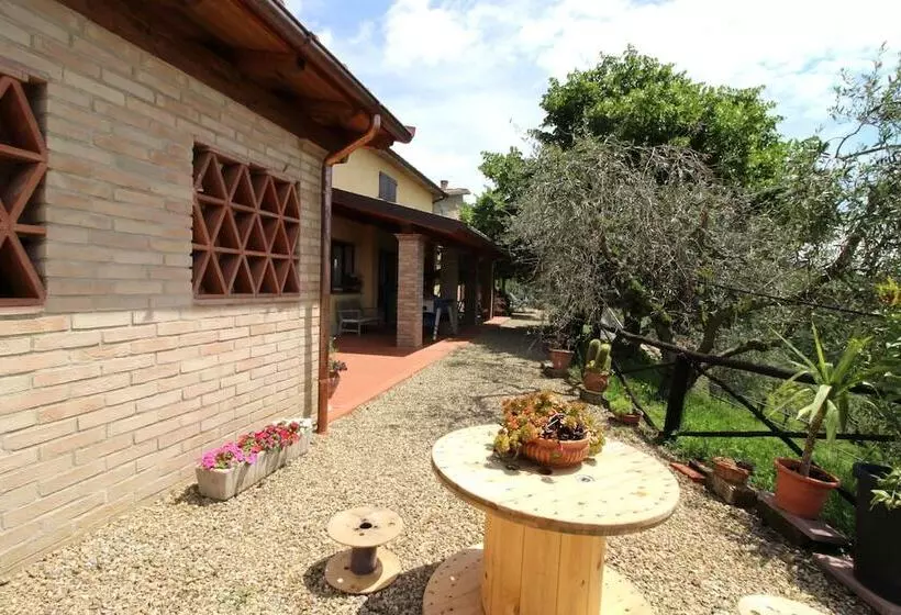 Maaseutuhotelli Arcobaleno