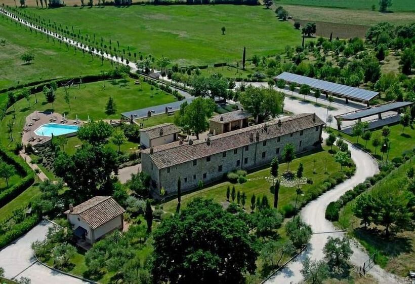 בית מלון כפרי La Fonte Di Montebuono