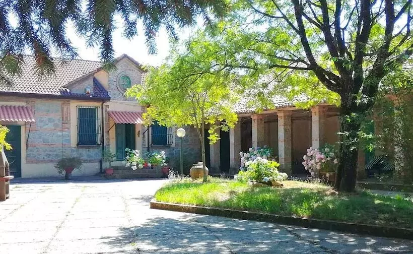 Majatalo Casale Trainaro