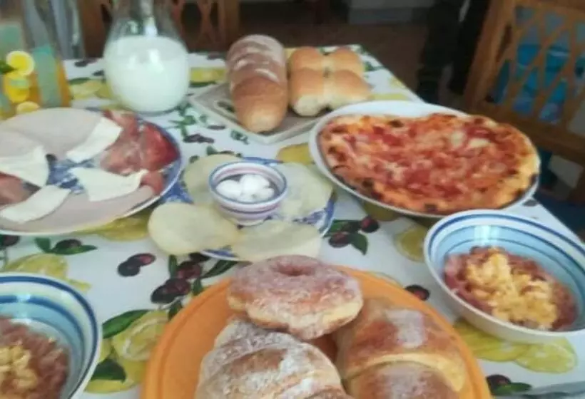 ペンション Villino L Aranceto Sorrentino