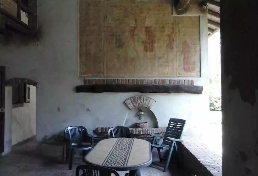 تختخواب و صبحانه Agriturismo Cascina Poscallone