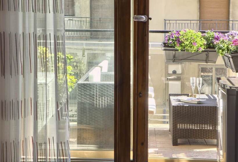 تختخواب و صبحانه La Collina Dei Ciliegi