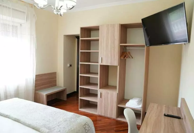 تختخواب و صبحانه Villa Princi