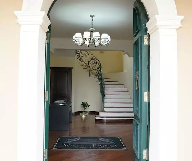 تختخواب و صبحانه Villa Princi