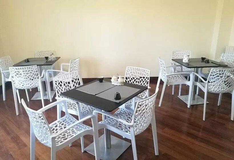 تختخواب و صبحانه Villa Princi