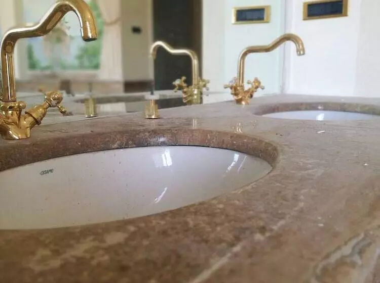 تختخواب و صبحانه Villa Princi