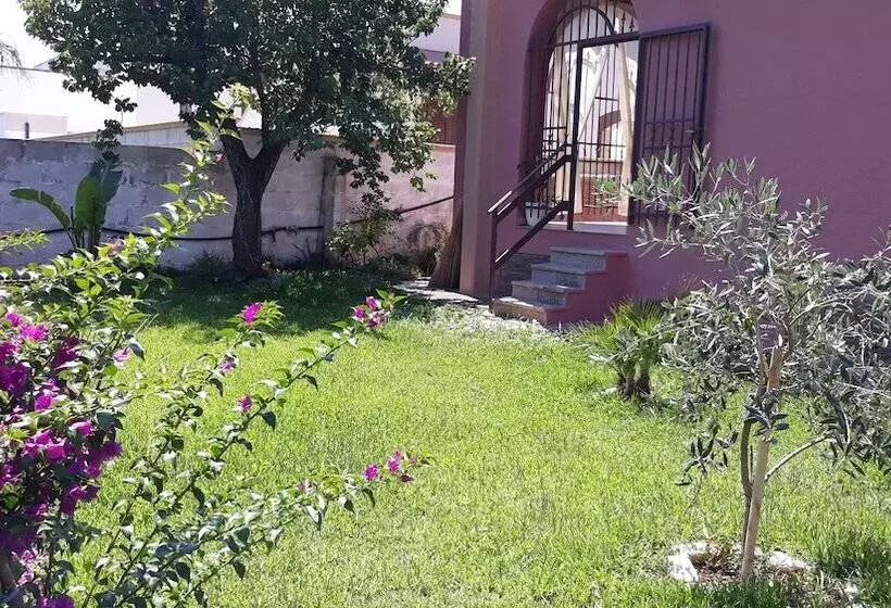 Aamiaismajoitus (B&B) Villetta Orchidea