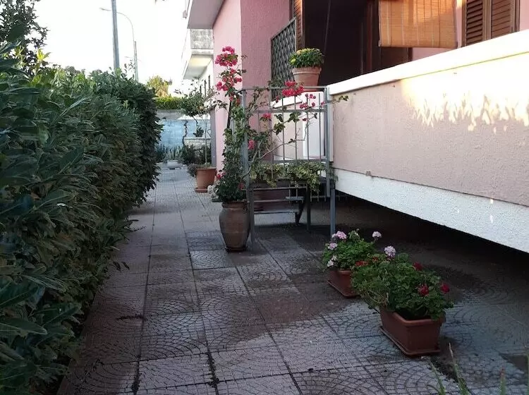 Aamiaismajoitus (B&B) Villetta Orchidea