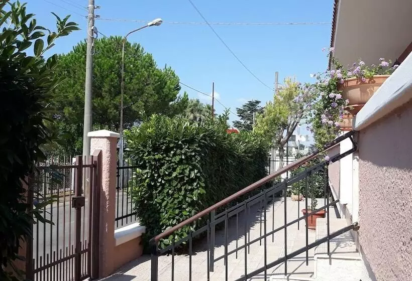 Aamiaismajoitus (B&B) Villetta Orchidea