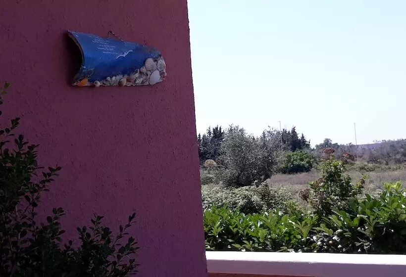 Aamiaismajoitus (B&B) Villetta Orchidea