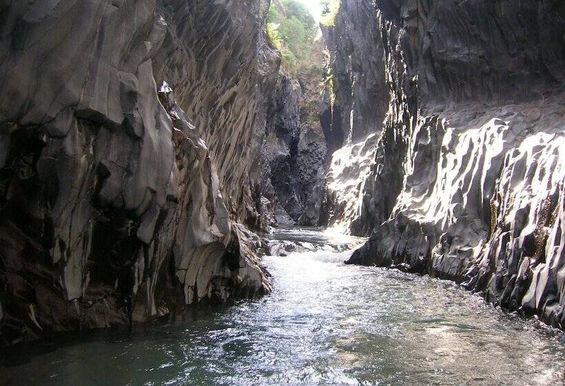 مبيت وإفطار Vulcamare