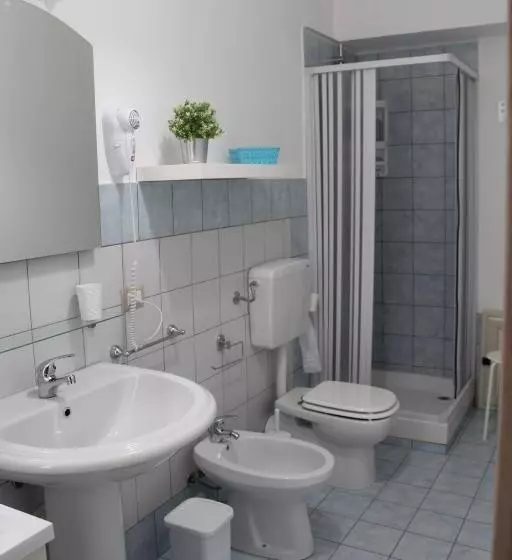 ペンション Affittacamere La Traversa