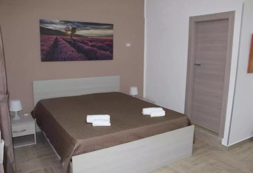 ペンション Affittacamere La Traversa