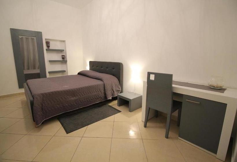 بنسيون Al Centro Affittacamere