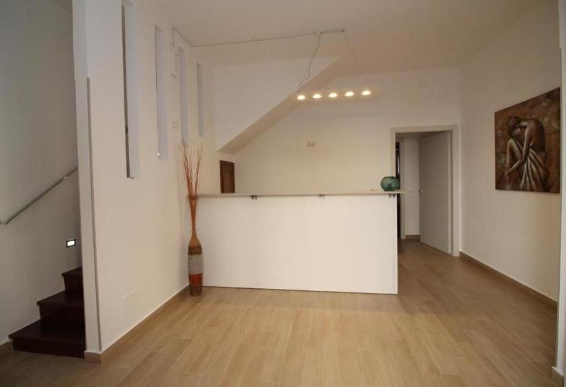 بنسيون Al Centro Affittacamere