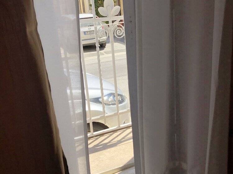 פנסיון B&b Meliora Rooms