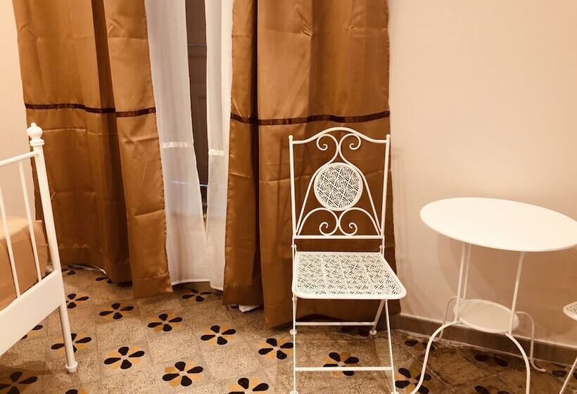 פנסיון B&b Meliora Rooms