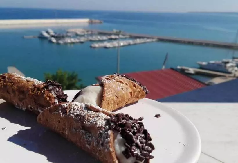 پانسیون Orlando Bay View