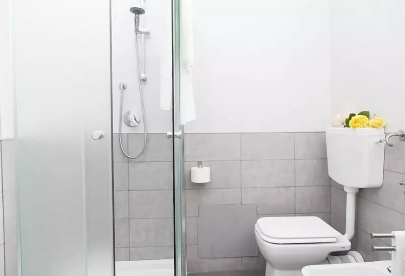 پانسیون Orlando Bay View