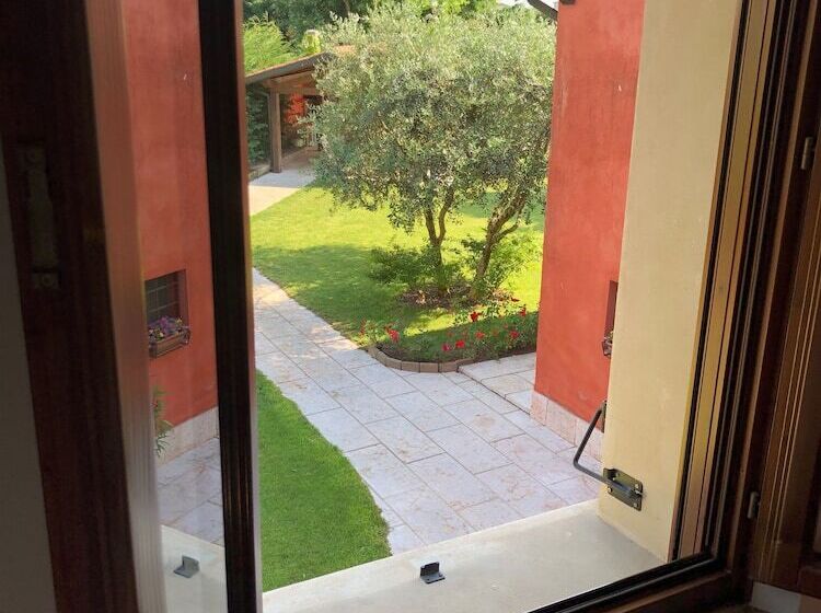 פנסיון Relais Corte Bercelli