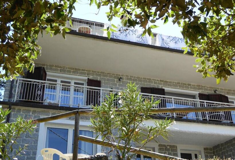 مبيت وإفطار Casa Solotti