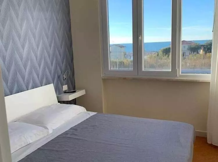 簡易ホテル Acquaviva Experience B&b