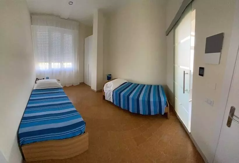 簡易ホテル Acquaviva Experience B&b