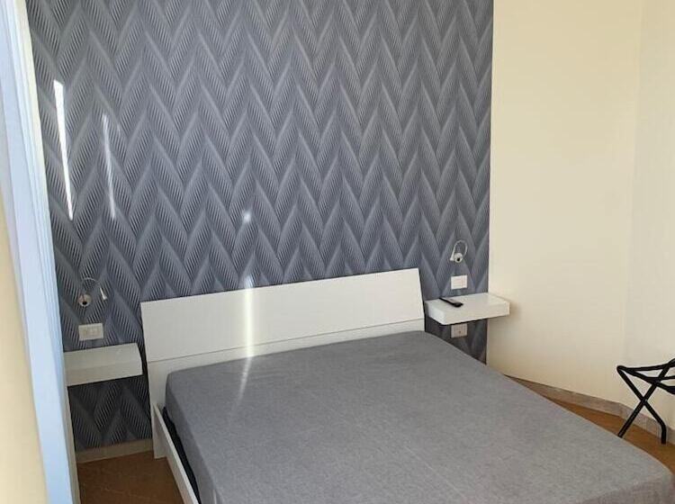 فندق فئة نجمة واحدة Acquaviva Experience B&b