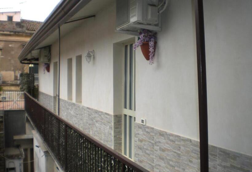 پانسیون Gio  & Gio  Locazione Breve Ad Uso Turistico