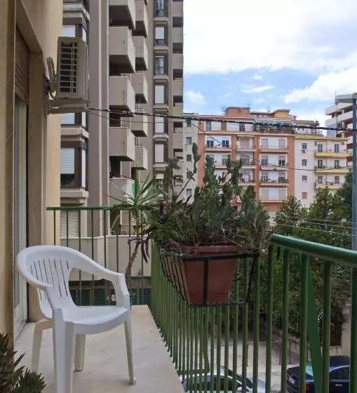 پانسیون Olivarooms