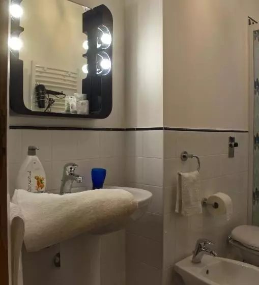 پانسیون Olivarooms