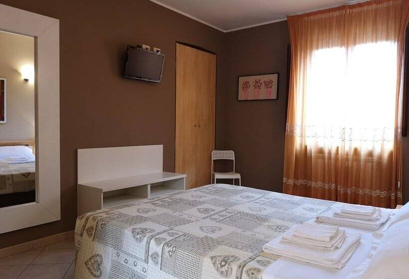 ペンション Torino Guest House