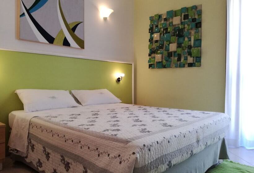 ペンション Torino Guest House