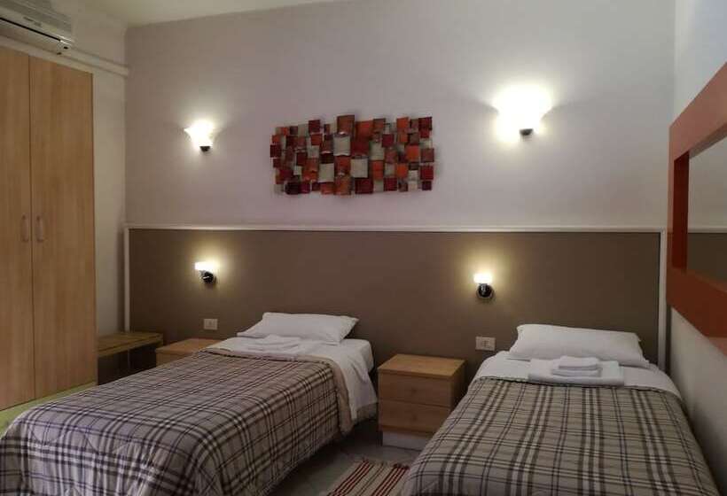 ペンション Torino Guest House