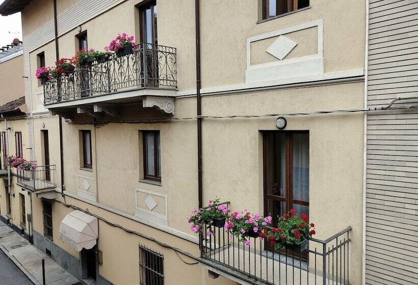 ペンション Torino Guest House